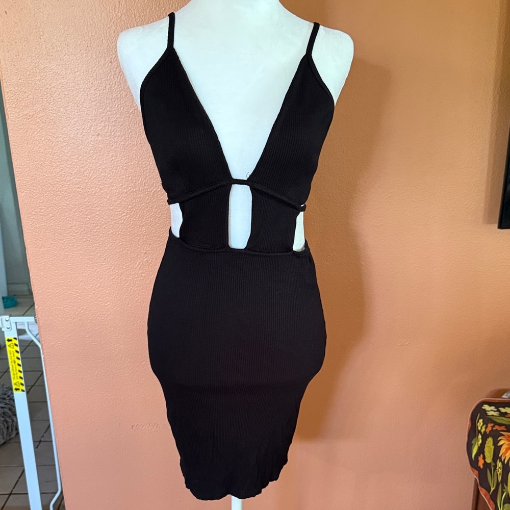 Chic Black Backless Dress